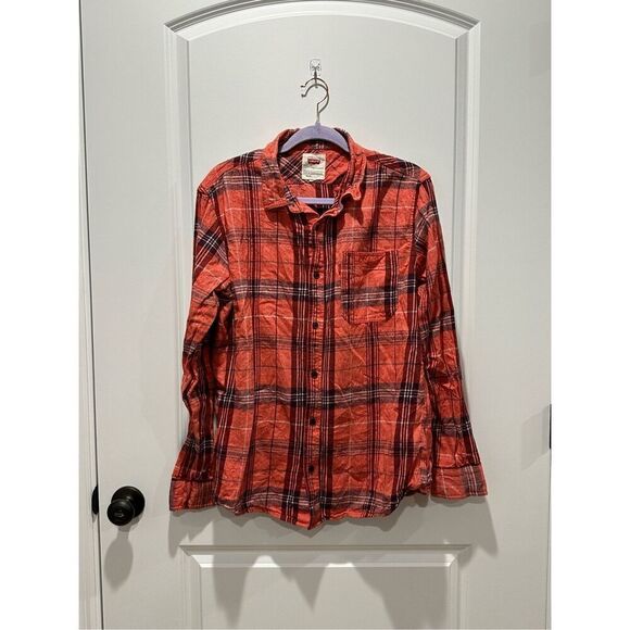 Levi’s Red Flannel Button Down Shirt Size Large - Picture 1 of 5